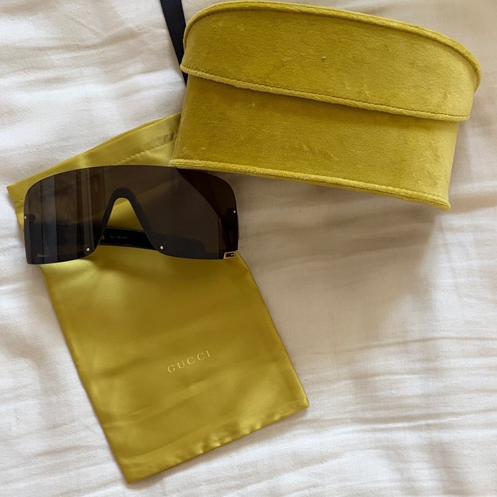 Gucci Yellow Shield Sunglasses with Yellow Case and Pouch